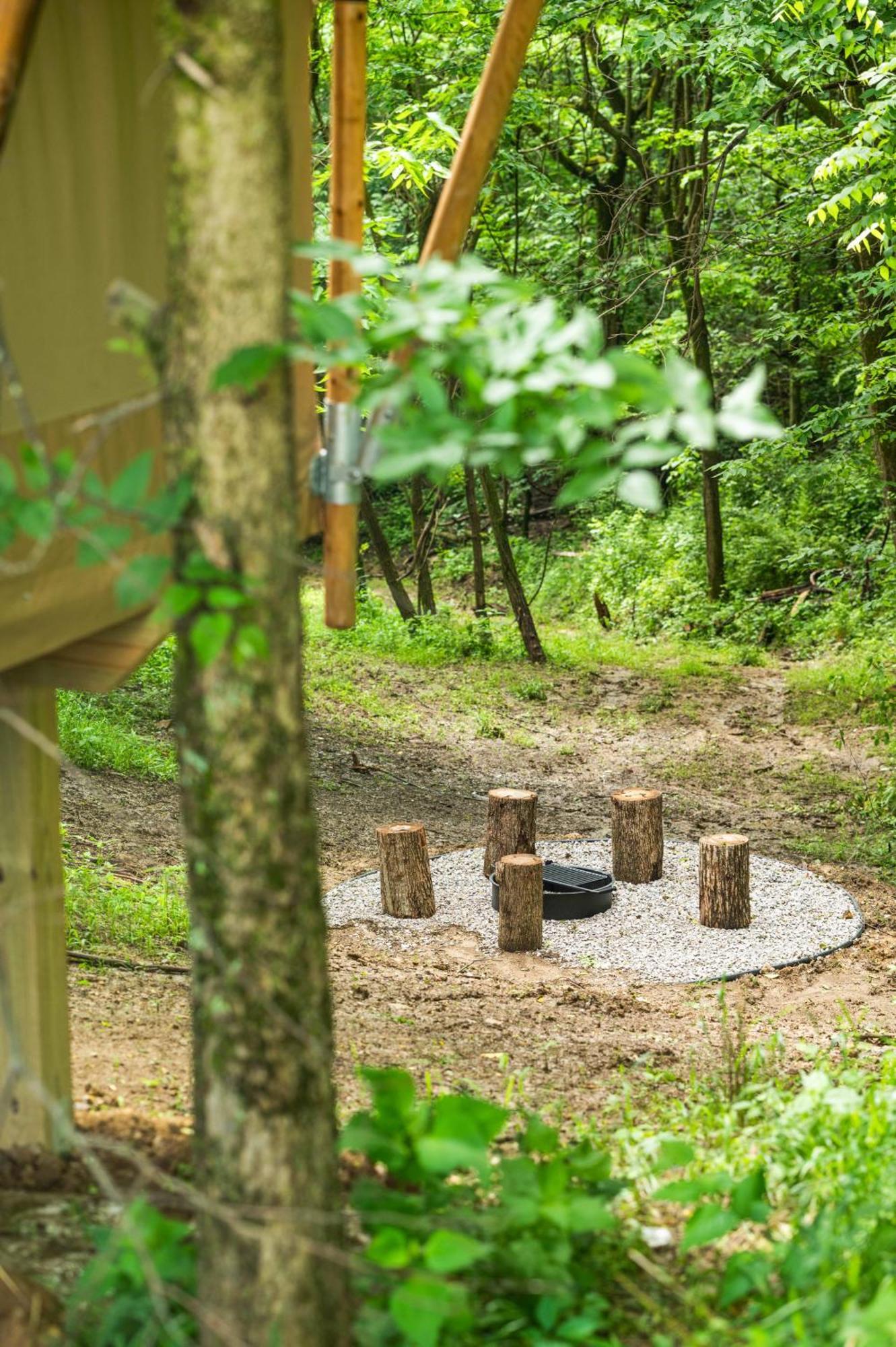 The Lodges At Eden Reserve - Safari Tents Williamstown Exteriör bild